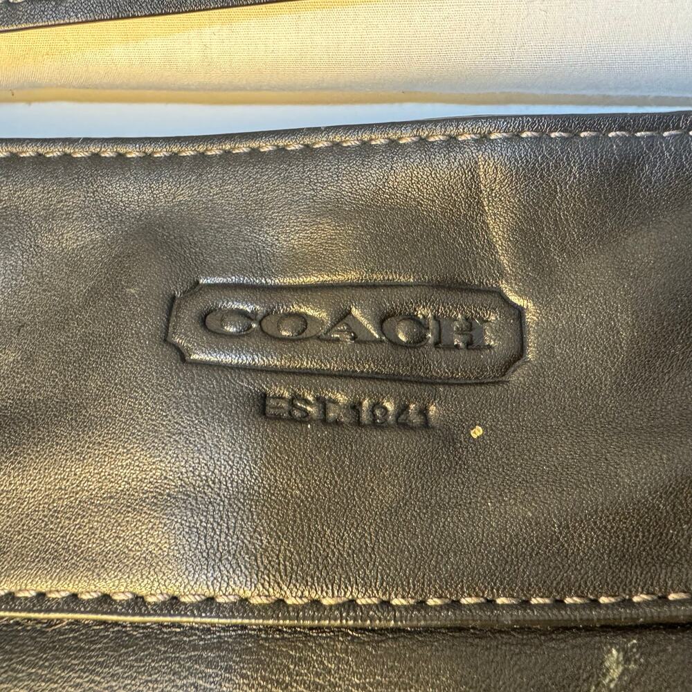 Coach Bag Black 'Zoe' E1032-F14706 Patent Leather Purse Hobo Shoulder Bag - Picture 9 of 9